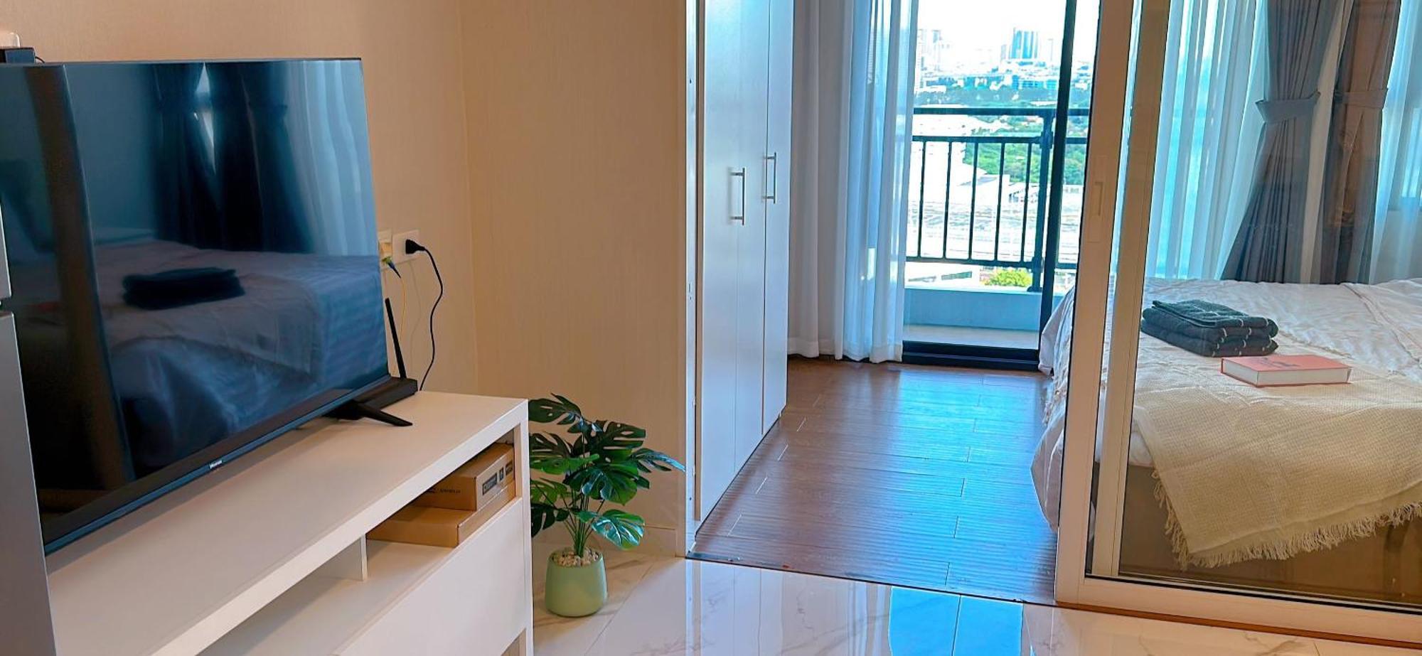 Apartment Artisan Ratchada Spacious 2br Bangkok